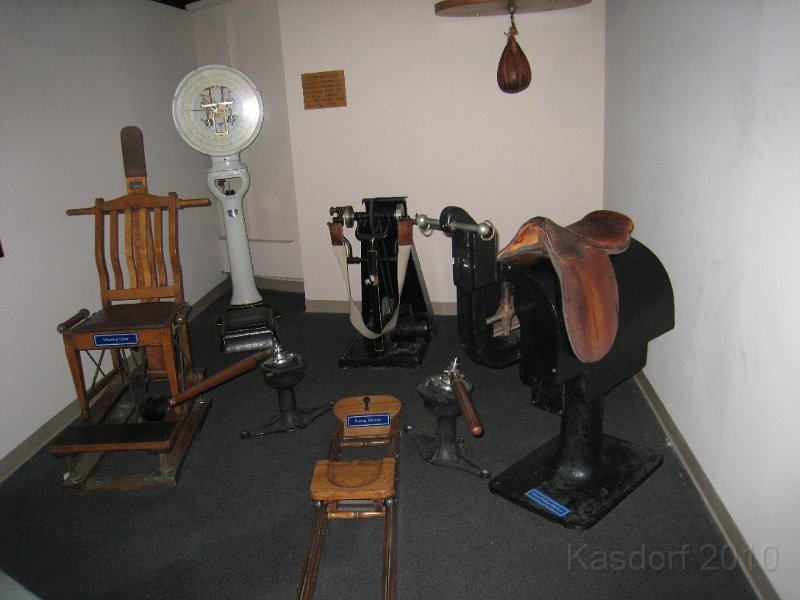 Queen Mary 2010 0755.JPG - The exercise equipment. It did not say if this was the only room, or if this was just a display... maybe curise people don't work out all that much... just eat and drink.